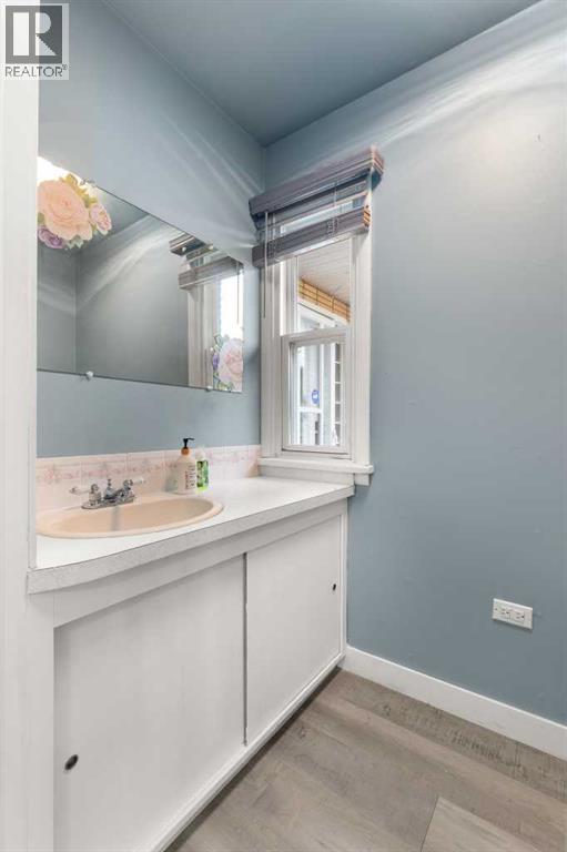 410 4 Avenue SW - 28