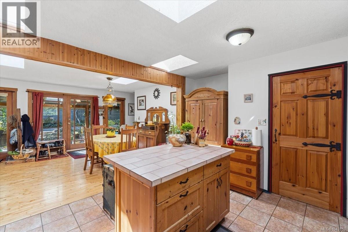 13545 Cedar Rd, Nanaimo