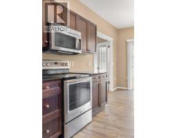 Kitchen - 94 Somerset Lane Se, Medicine Hat, AB T1B0E8 Photo 7