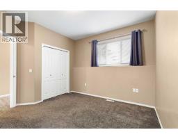 94 Somerset Lane Se, Medicine Hat, AB T1B0E8 Photo 21