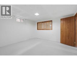 731 Queensland Drive Se, Calgary, AB T2J4S8 Photo 34