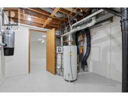 731 Queensland Drive Se, Calgary, AB T2J4S8 Photo 36