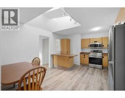 731 Queensland Drive Se, Calgary, AB T2J4S8 Photo 18