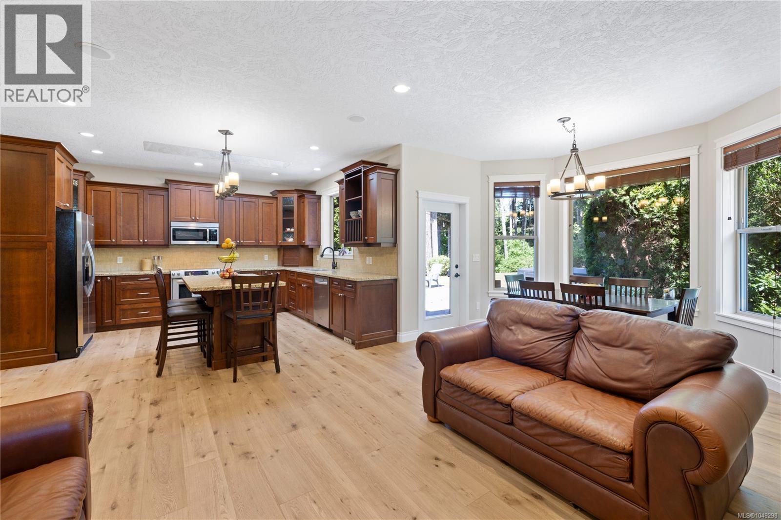 1635 Stone Lake Dr - 14