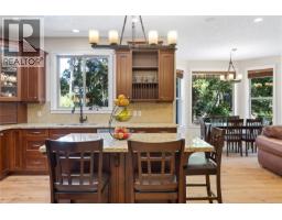 Eating area - 1635 Stone Lake Dr, Nanoose Bay, BC V9P9L1 Photo 10