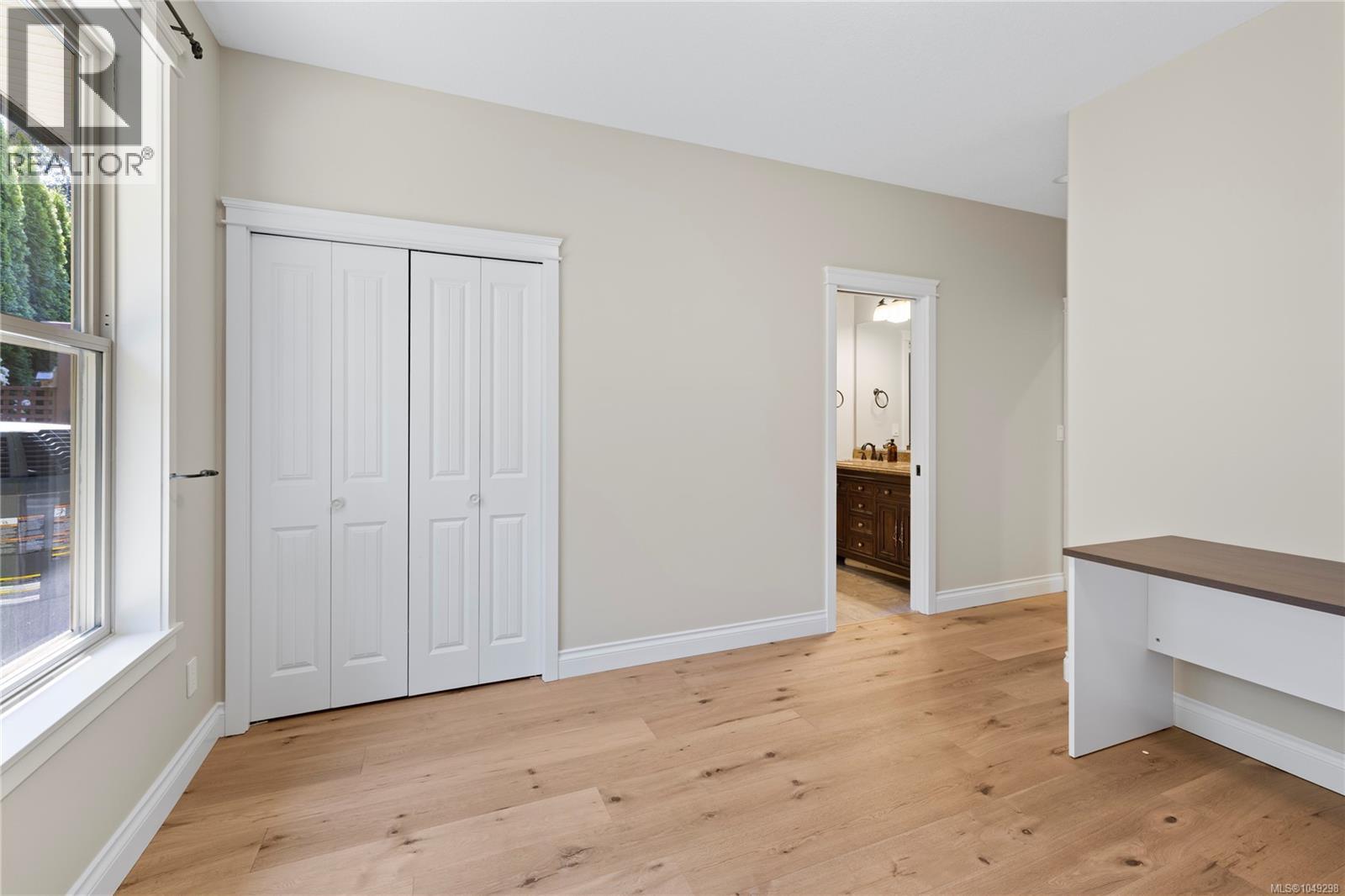 1635 Stone Lake Dr - Image 27