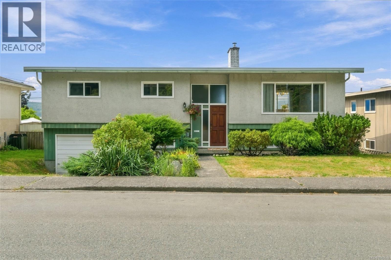 4066 21st Ave - Image 32