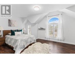 964 Queen Street W, Mississauga, ON L5H4J7 Photo 31