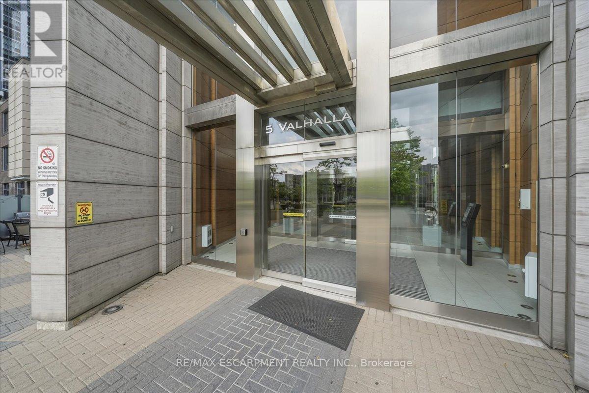 2204 - 5 VALHALLA INN ROAD, Toronto (Islington-City Centre West) — photo 2