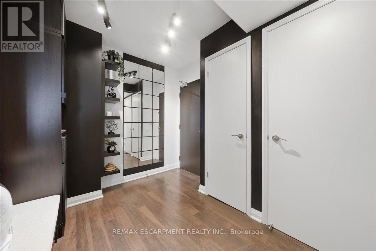 2204 - 5 VALHALLA INN ROAD, Toronto (Islington-City Centre West) — photo 4