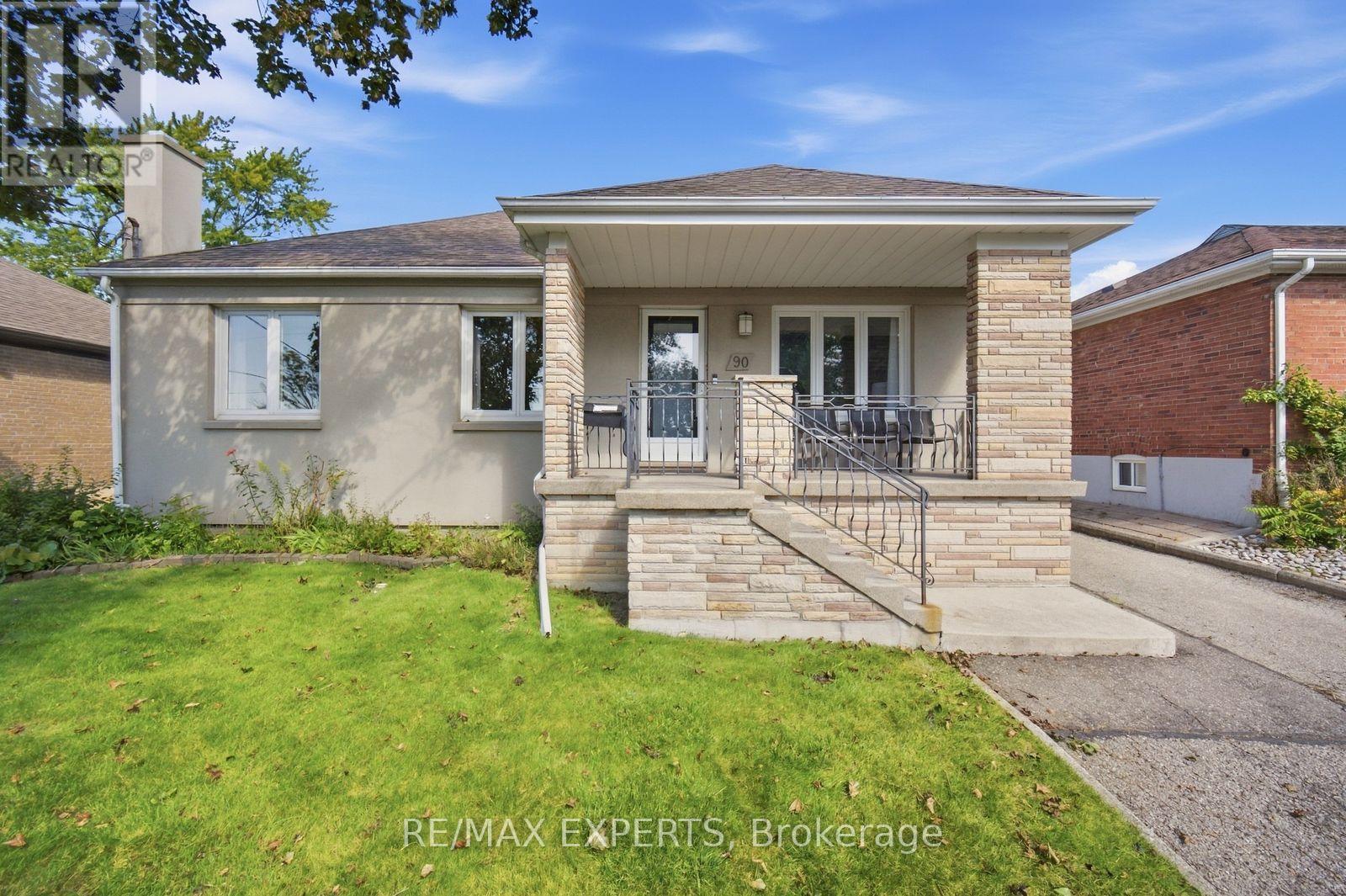 90 HEATHROW DRIVE, Toronto (Downsview-Roding-CFB)