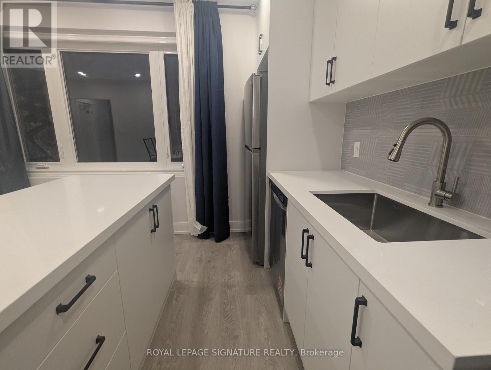 1 - 28 LEDUC DRIVE, Toronto (Rexdale-Kipling) — photo 3