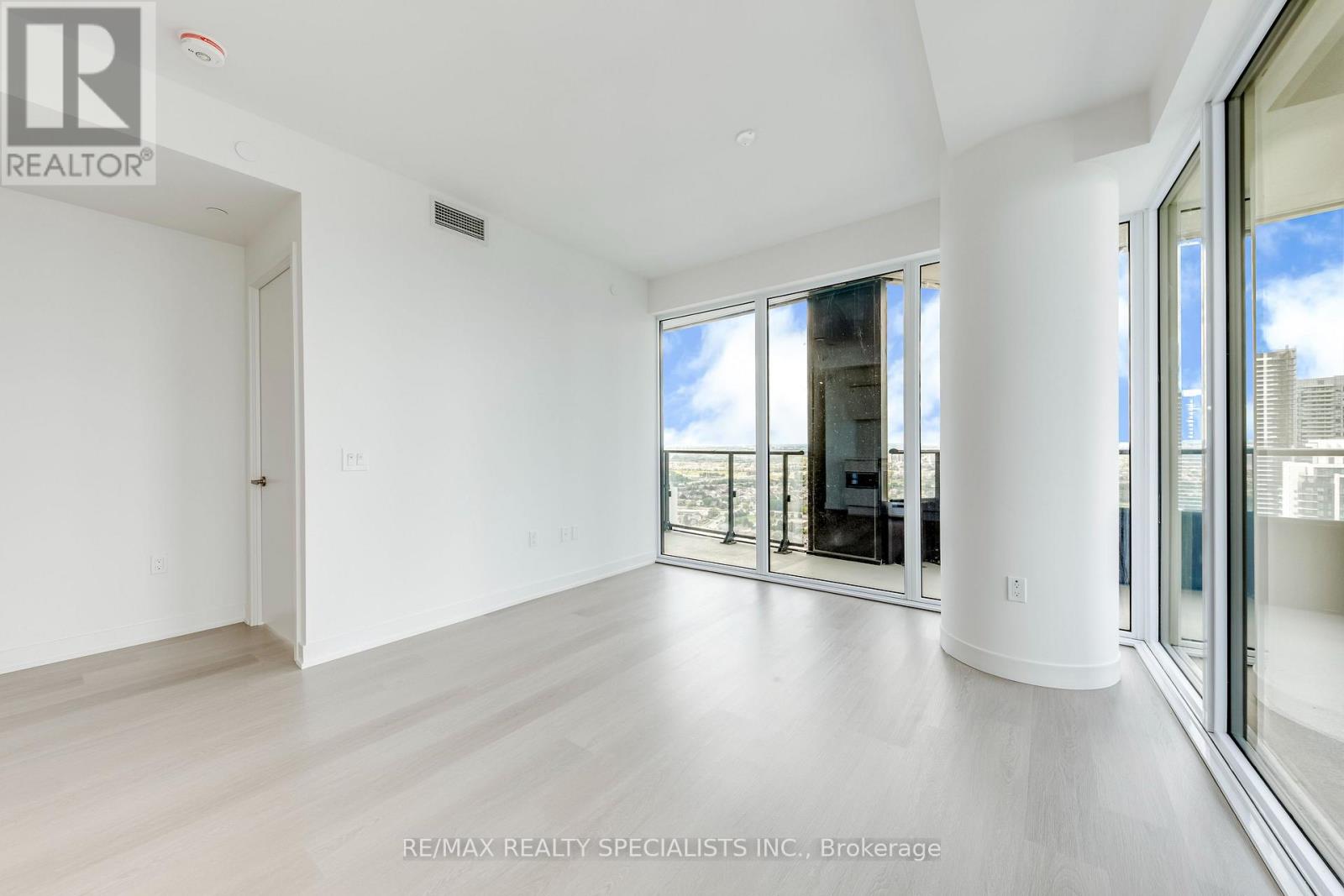 2705 - 448 BURNHAMTHORPE ROAD, Mississauga (City Centre) — photo 8