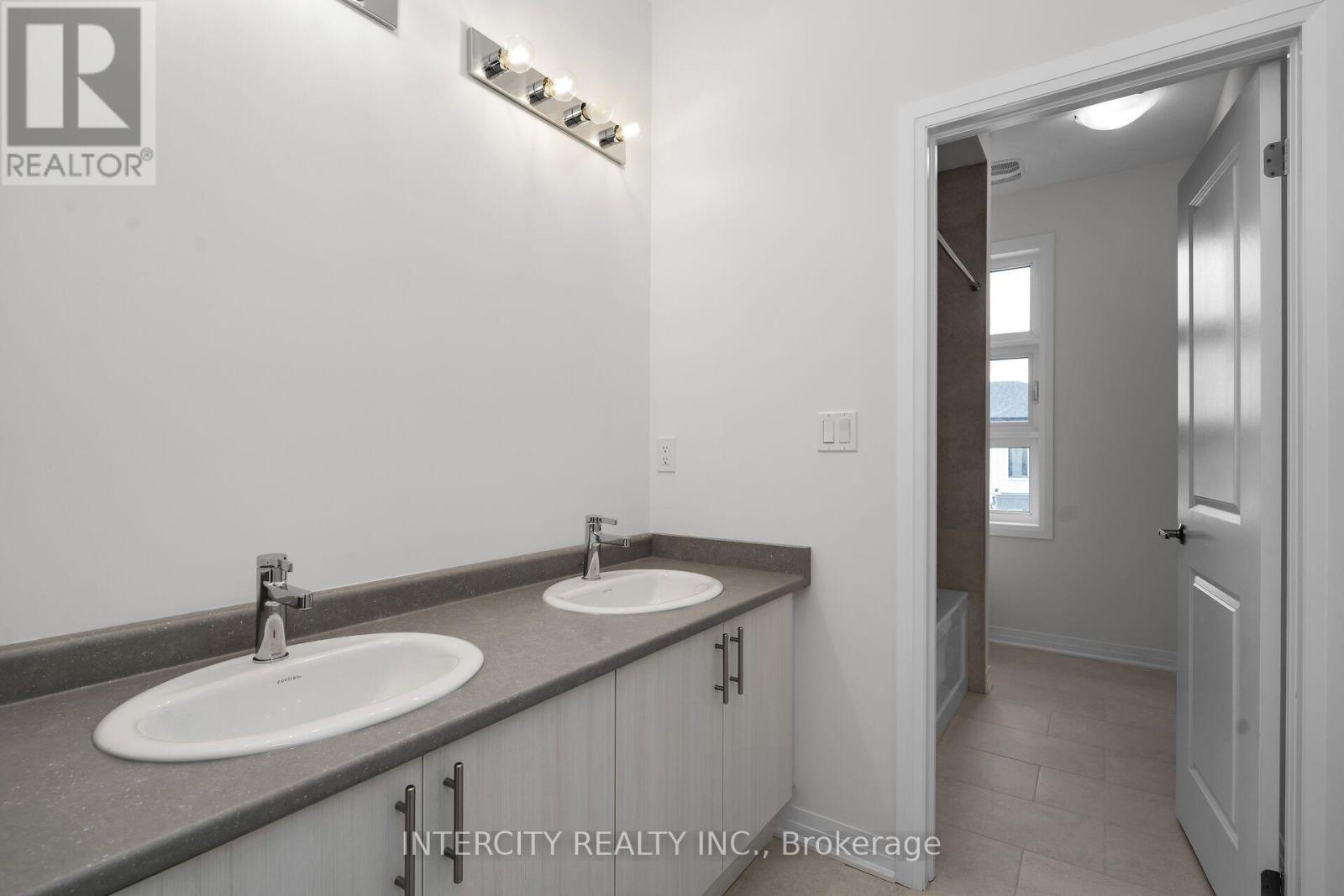 #LOT 145 43 SPEERS AVENUE - Image 31