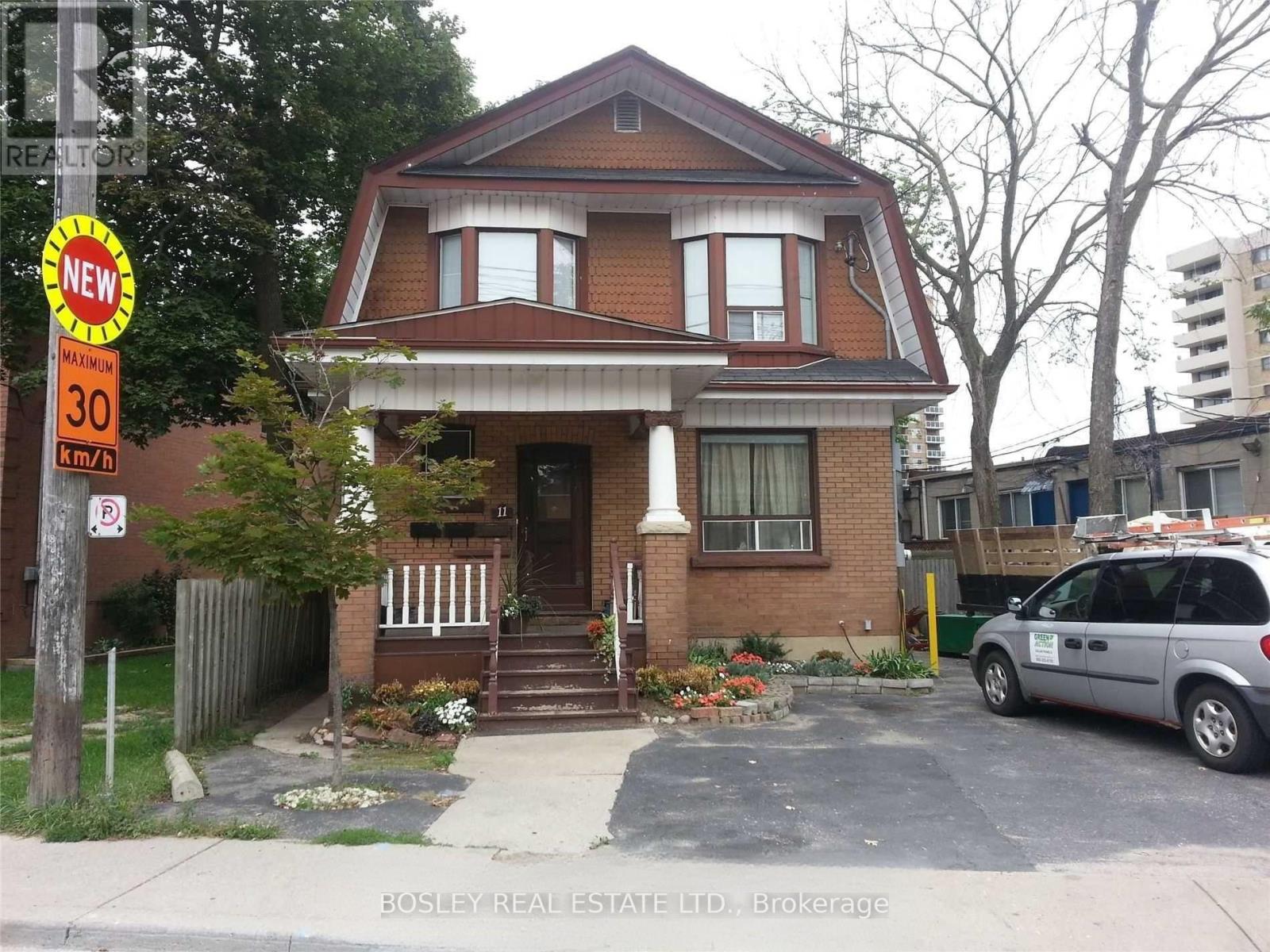 3 - 11 CHURCH STREET, Toronto (Weston)