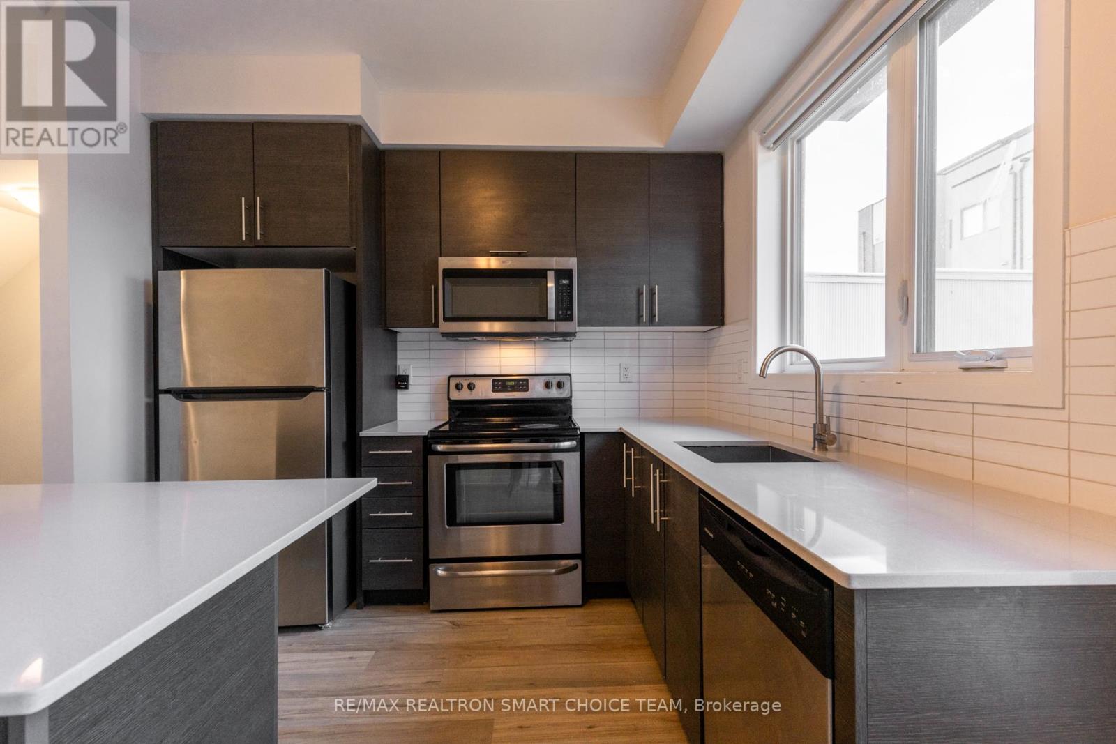 2 - 80 THOMAS MULHOLLAND DRIVE, Toronto (Downsview-Roding-CFB) — photo 5