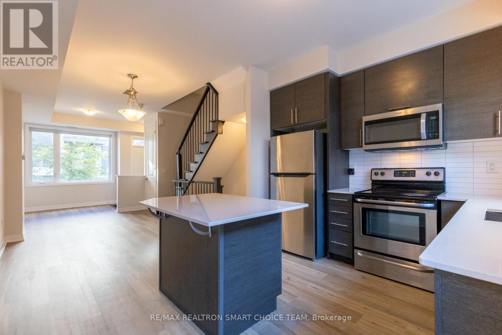 2 - 80 THOMAS MULHOLLAND DRIVE, Toronto (Downsview-Roding-CFB) — photo 6
