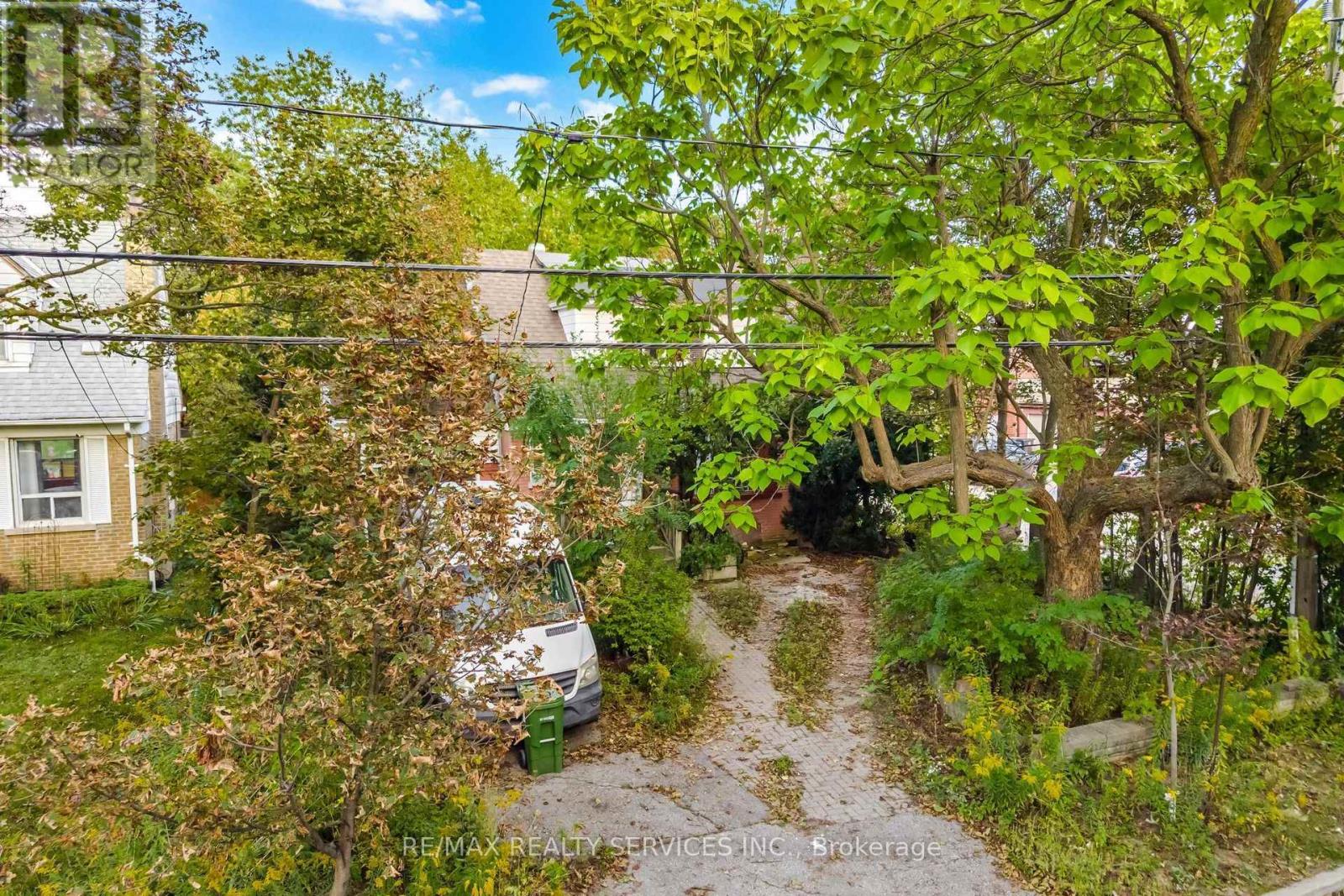 7 ASHBOURNE DRIVE, Toronto (Islington-City Centre West) — photo 6