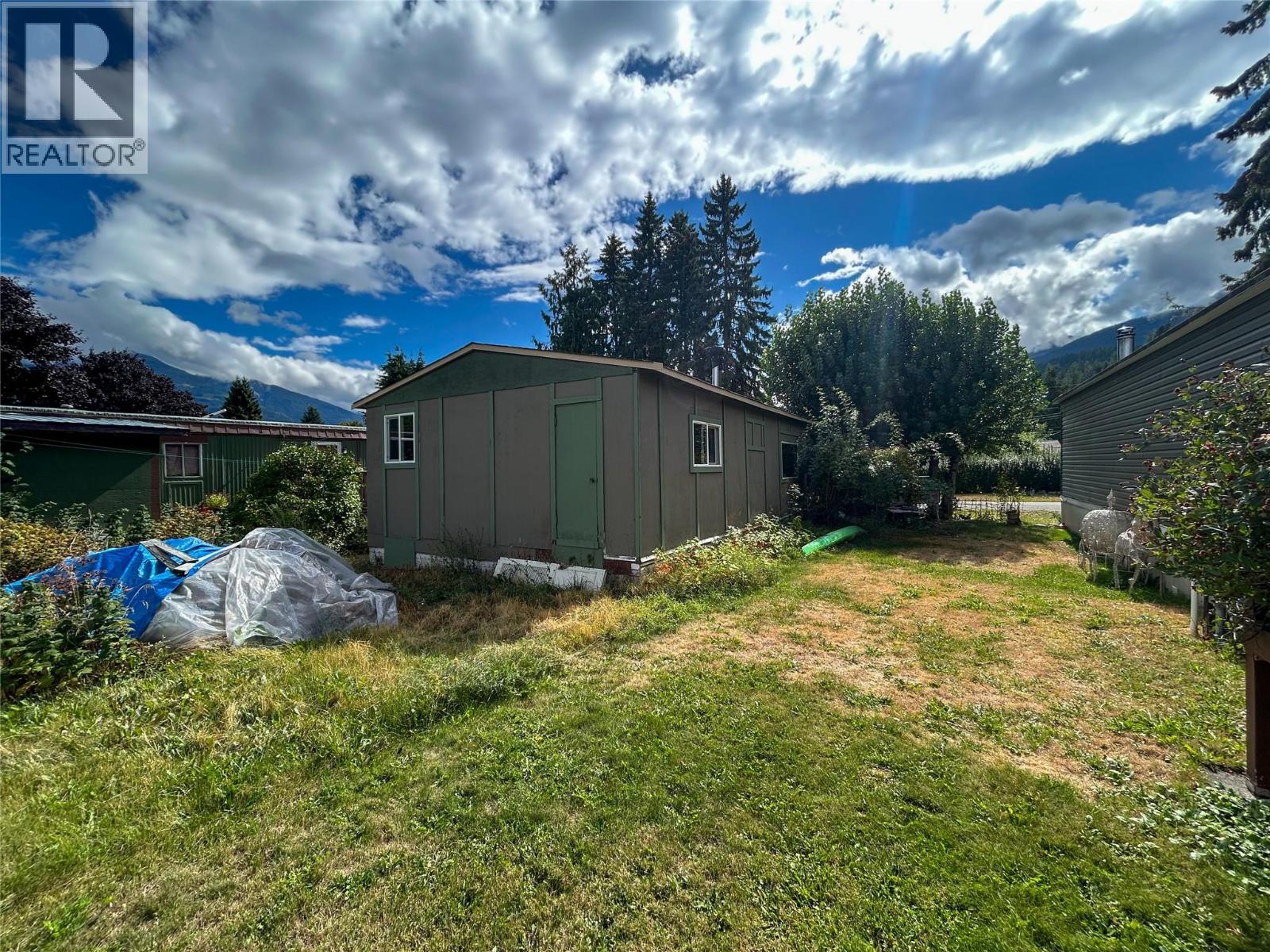 244 E Avenue, Kaslo — photo 19