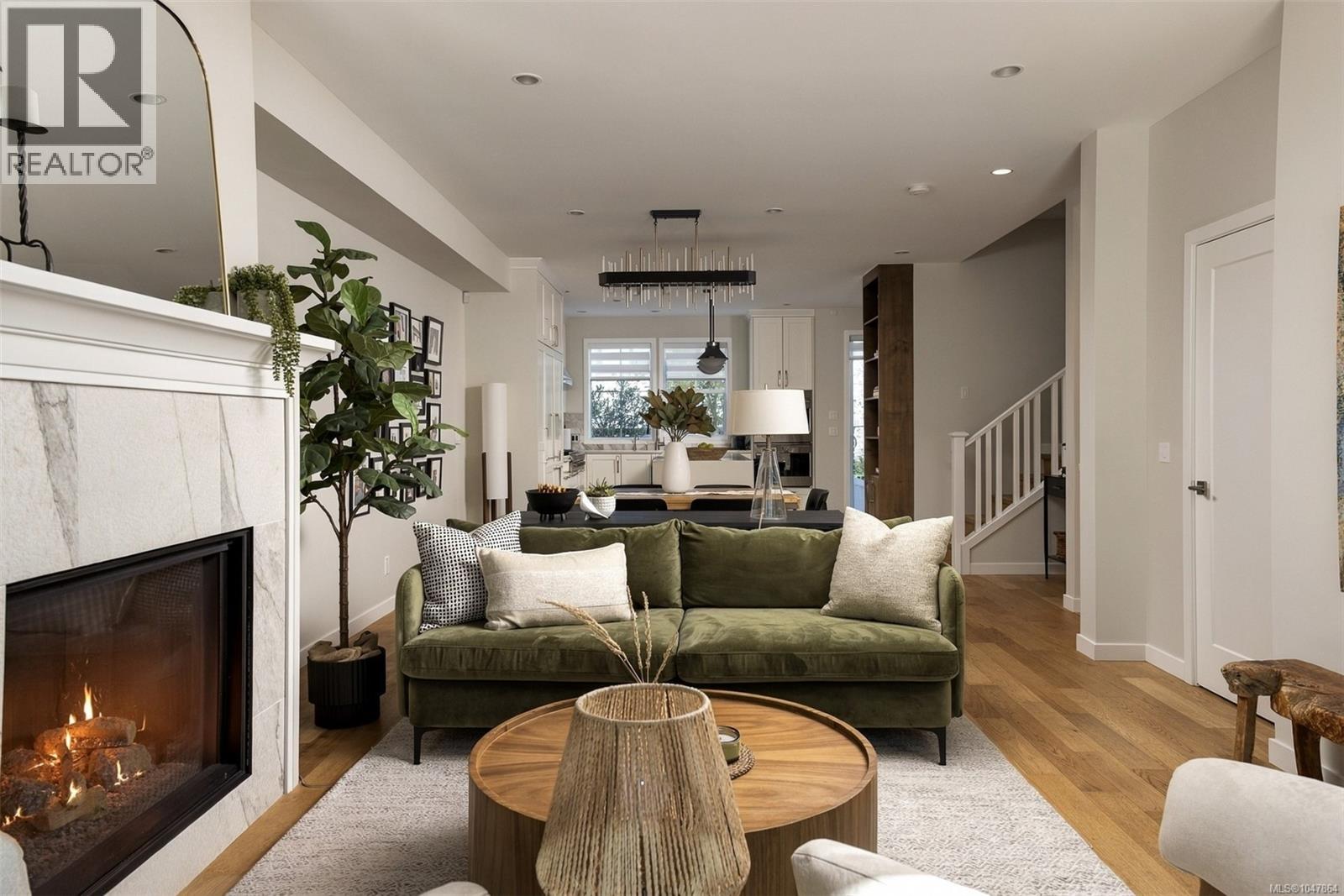 1048 Pentrelew Place, Victoria