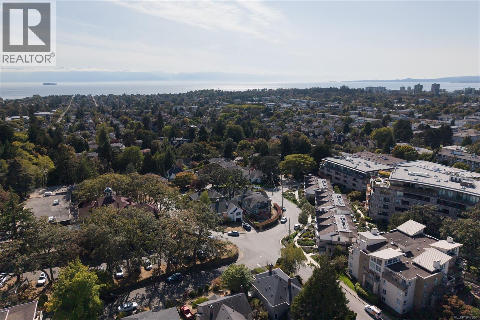  1048 Pentrelew Place, Victoria
