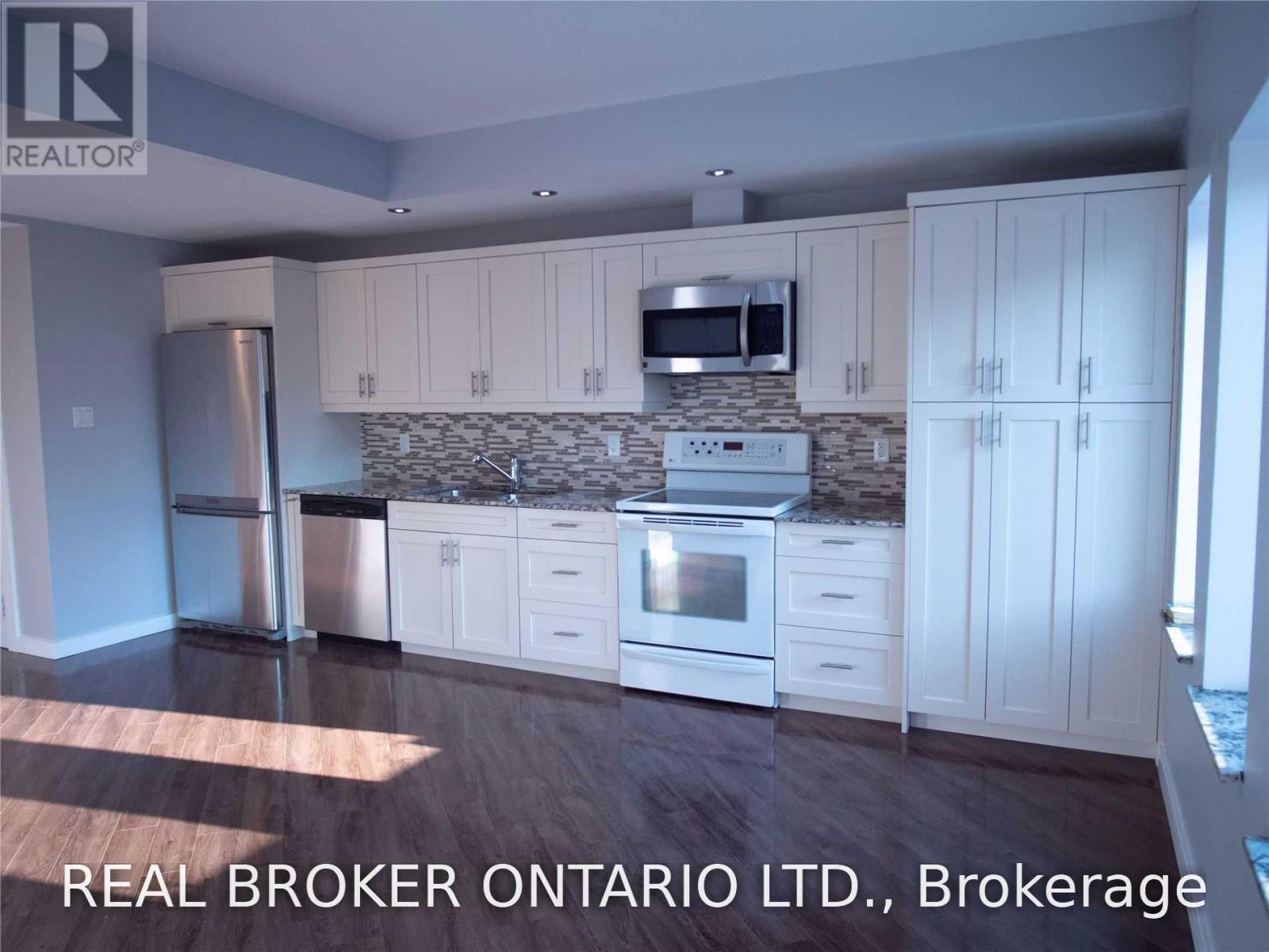 2 - 20 EMILY STREET, Parry Sound — photo 5