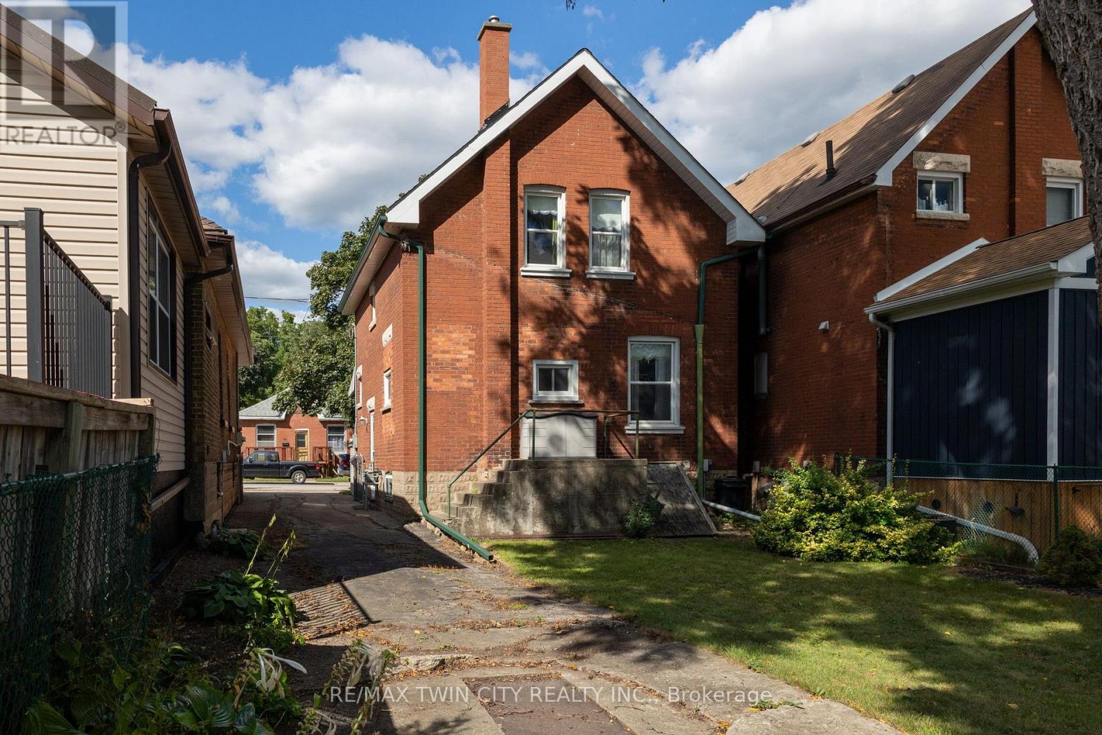 117 ARTHUR STREET, Brantford — photo 7