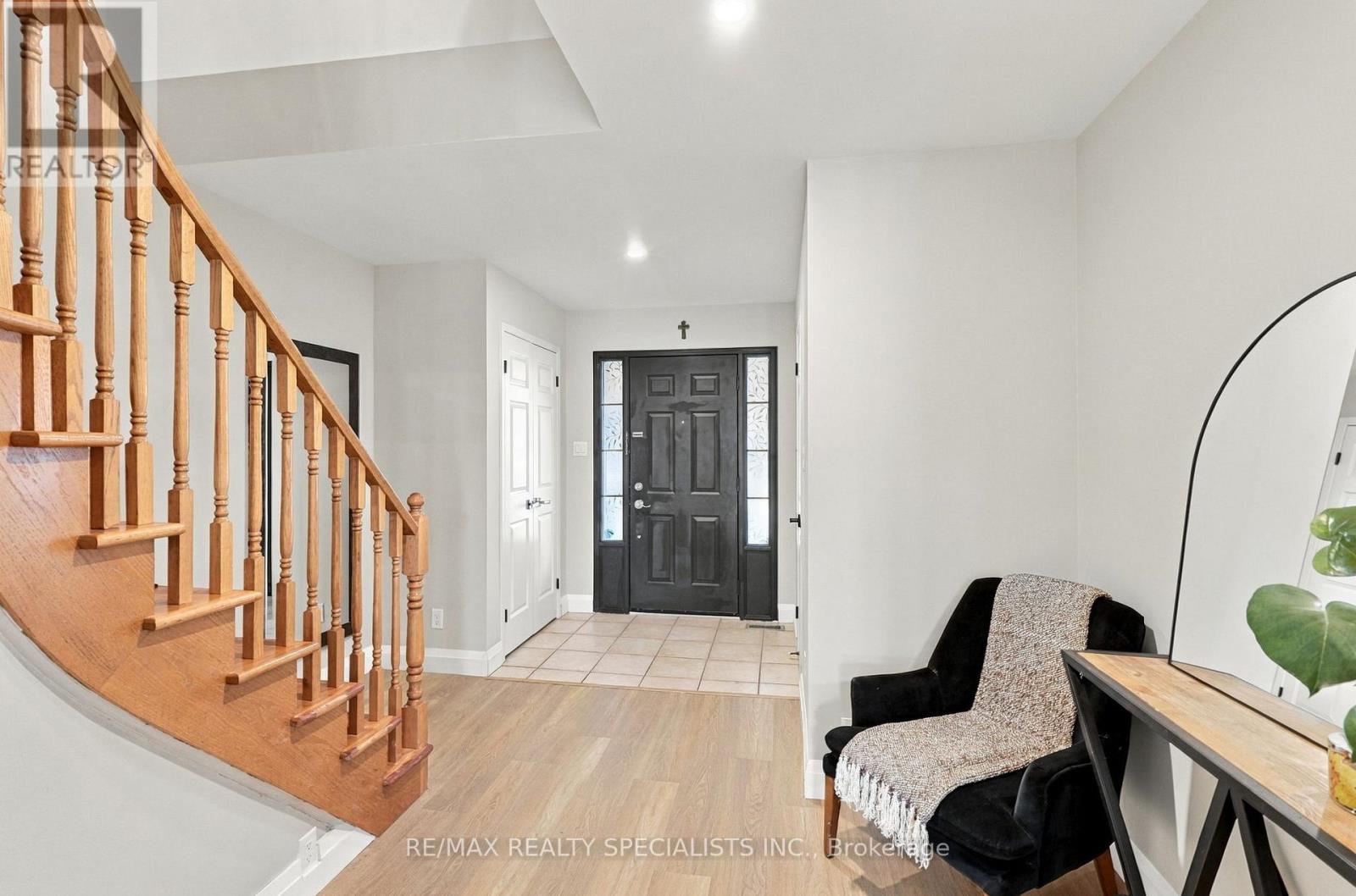 90 FOXBOROUGH DRIVE, Hamilton (Ancaster) — photo 6
