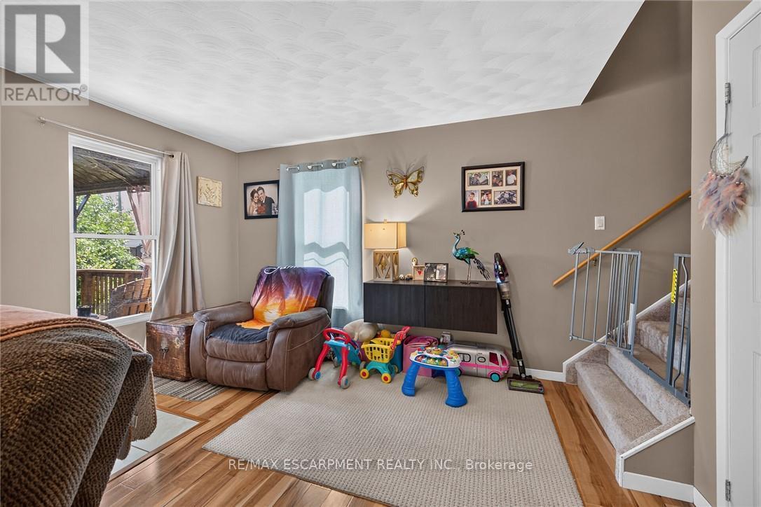 17 SEMMENS STREET - Image 11