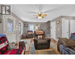 Foyer - 17 Semmens Street, Haldimand, ON N0A1L0 Photo 9