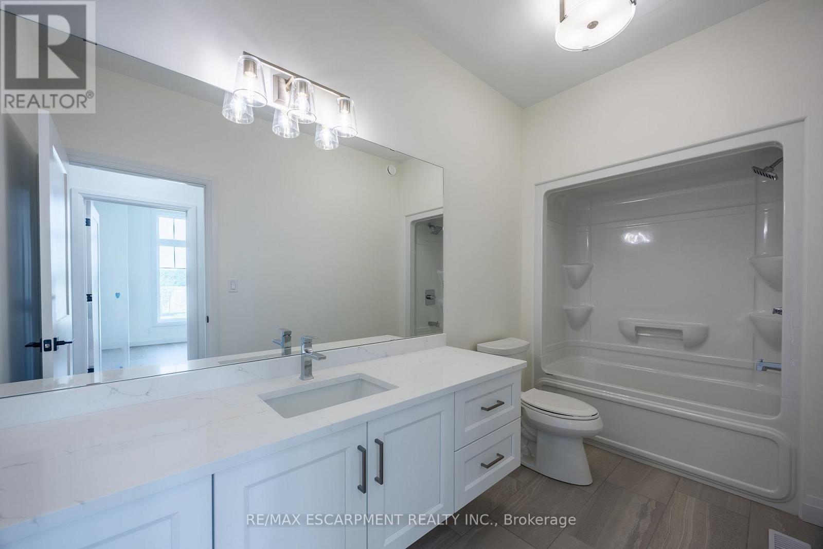 218 SCHOONER DRIVE - Image 11