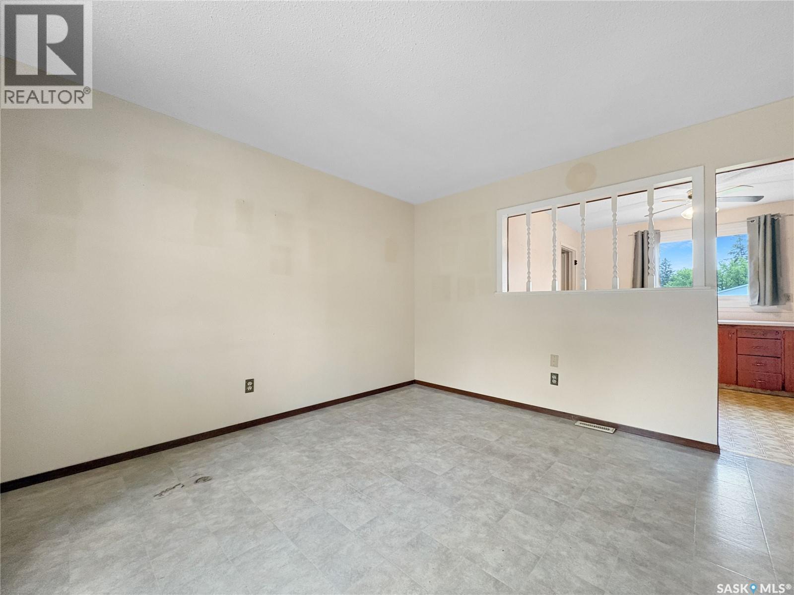 3223 Maxwell STREET, Saskatoon — photo 2