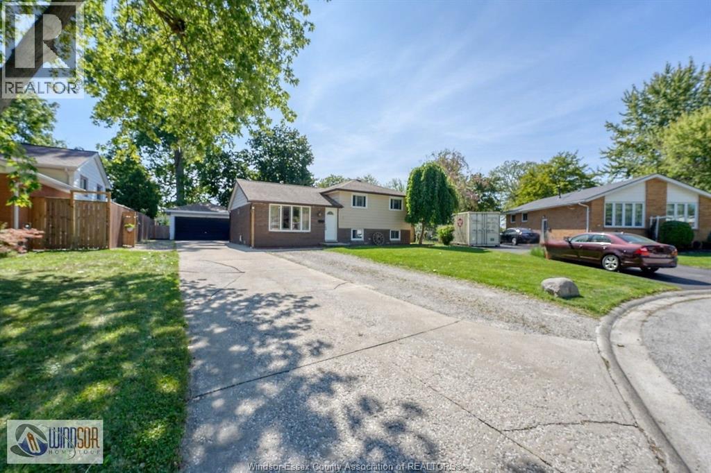 243 HAWTHORN, Amherstburg — photo 4