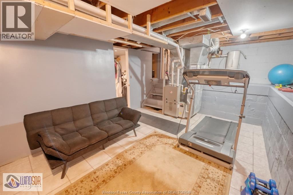 243 HAWTHORN - Image 45