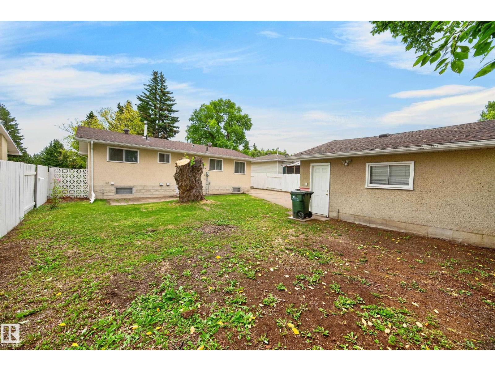 28 PEACOCK DR - 36