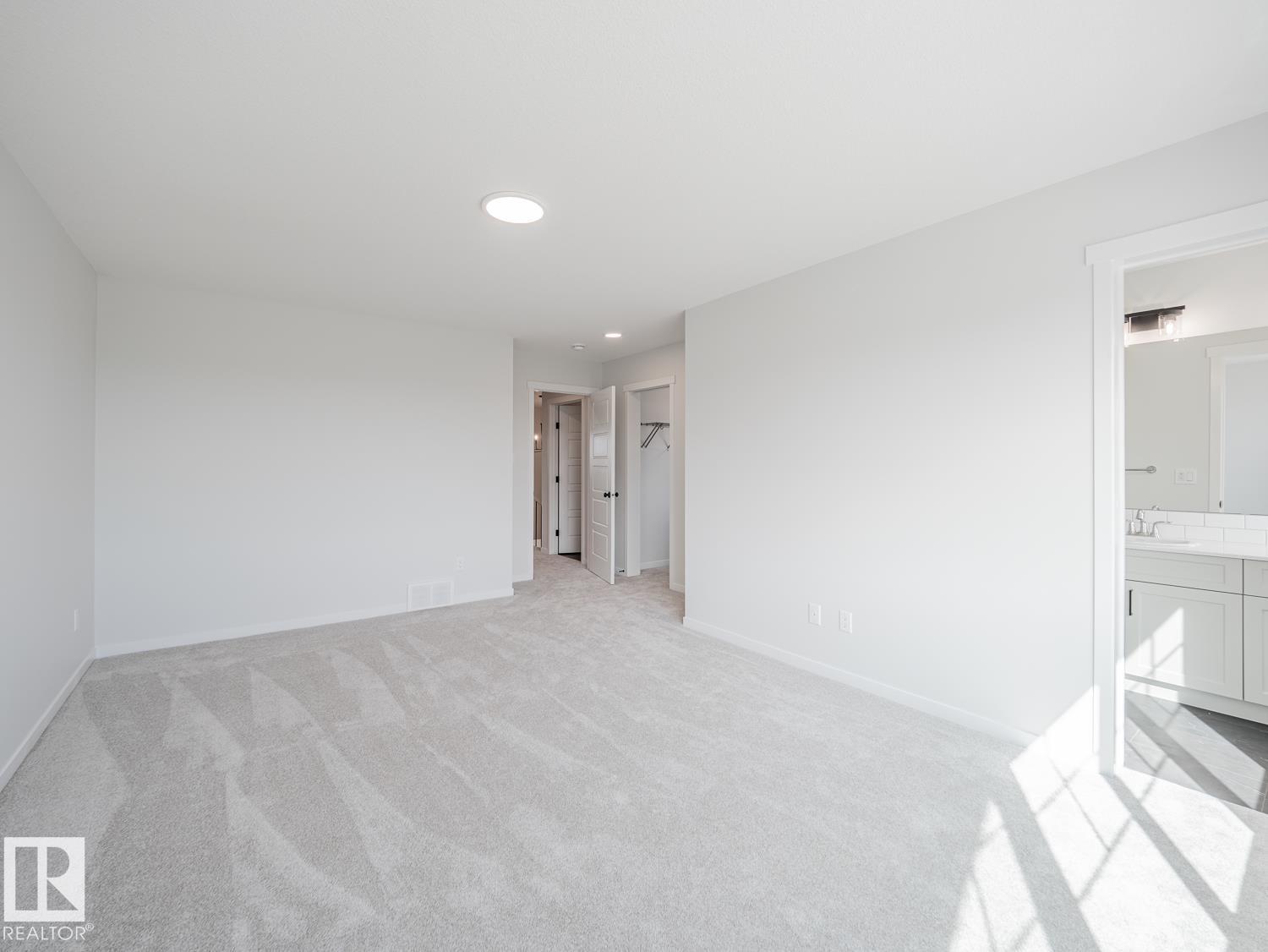 9328 230 ST NW - 28