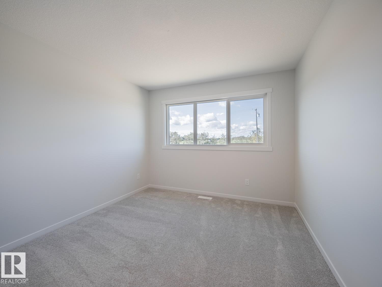 9328 230 ST NW - 36