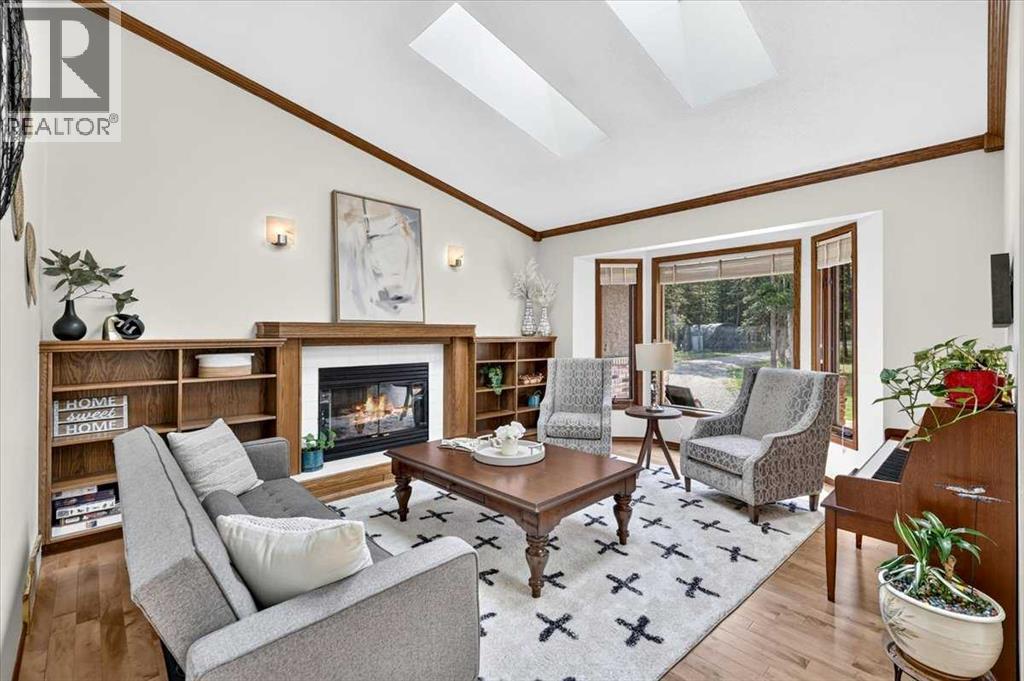 348 Wild Rose Close, Bragg Creek — photo 4