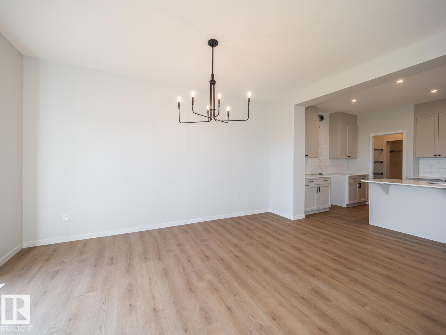 8921 223A ST NW - 19