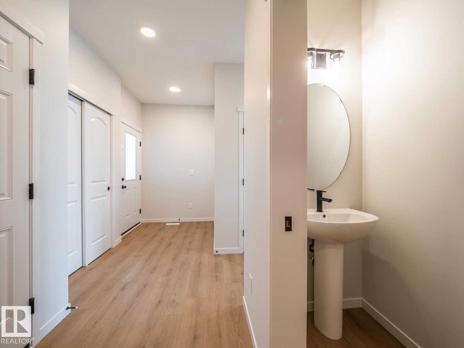 8921 223A ST NW - 9