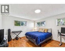 532 Queensland Circle Se, Calgary, AB T2J4P9 Photo 35
