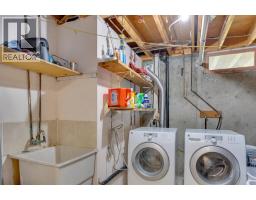 532 Queensland Circle Se, Calgary, AB T2J4P9 Photo 37