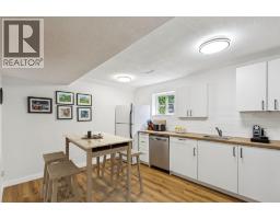 532 Queensland Circle Se, Calgary, AB T2J4P9 Photo 32