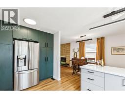 532 Queensland Circle Se, Calgary, AB T2J4P9 Photo 18
