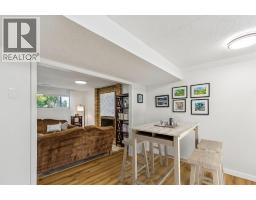 532 Queensland Circle Se, Calgary, AB T2J4P9 Photo 31