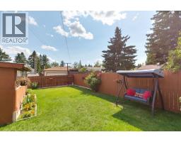 532 Queensland Circle Se, Calgary, AB T2J4P9 Photo 45