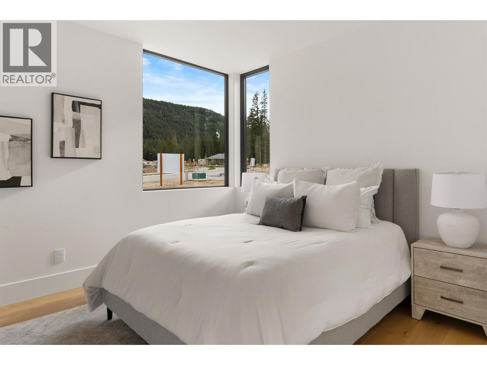 818 Predator Ridge Drive, Vernon