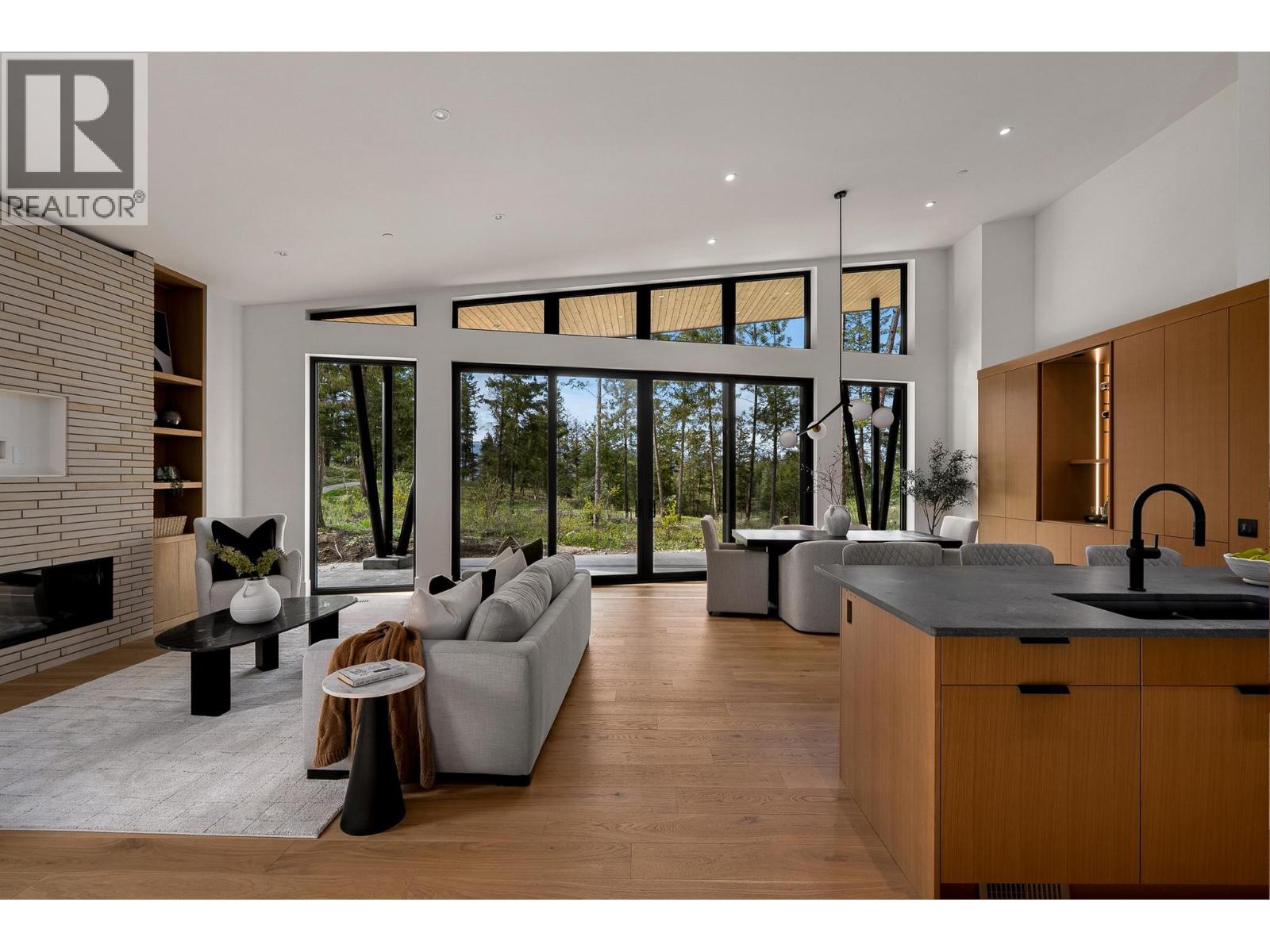 818 Predator Ridge Drive, Vernon