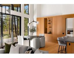 818 Predator Ridge Drive, Vernon, BC V1H1G4 Photo 12