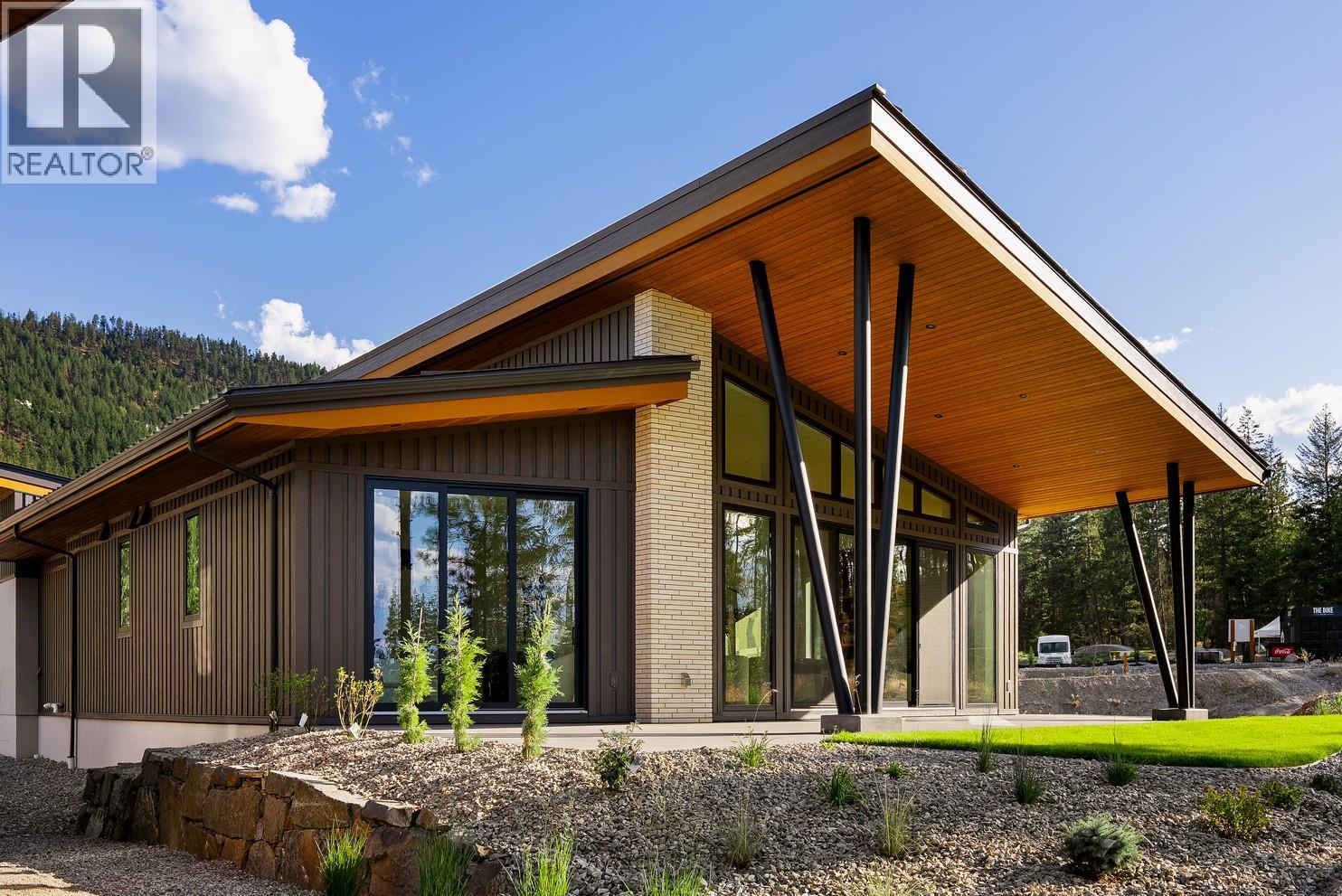 818 Predator Ridge Drive, Vernon